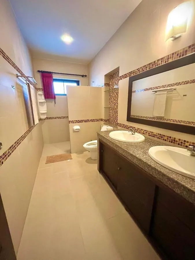 Grand Villa Khaolak Khao Lak Tailândia
