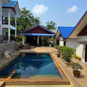  Vakantiehuis Sawasdee Resort&pool